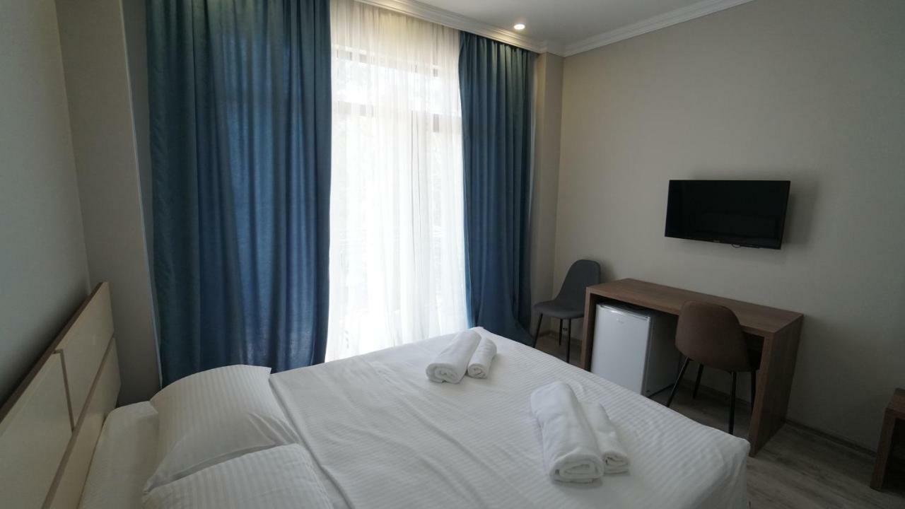 Hotel Horizon 코불레티 외부 사진